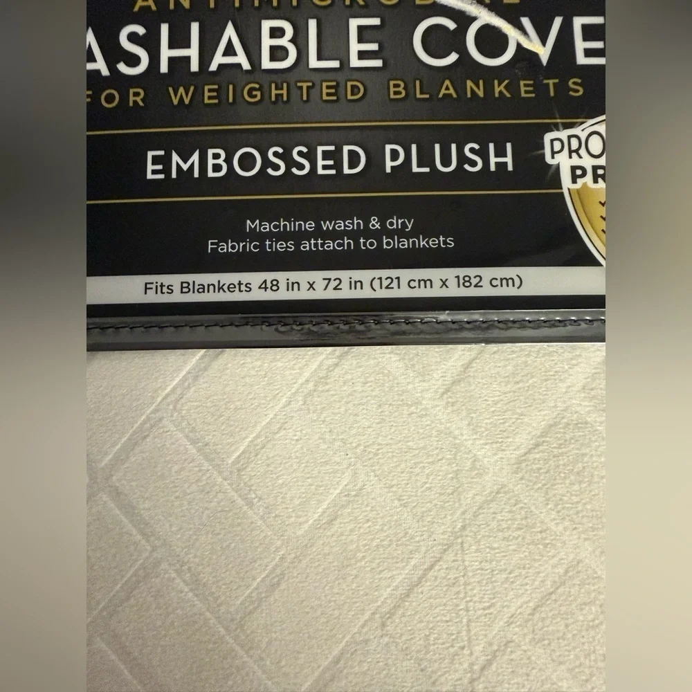 Tranquility Antimicrobial Weighted Blanket Cover – Ivory (48” x 72”) ✨
